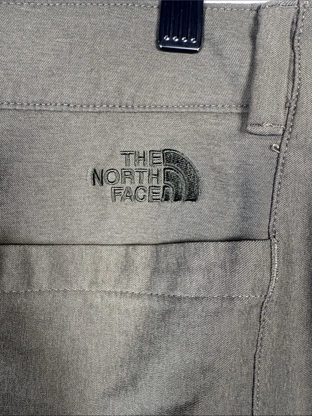 THE NORTH FACE Men's Solo Olive Articulated Knee Pants NF0A7V84 size 32